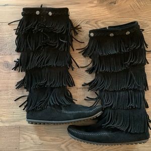 Minnetonka Black Fringe Boots